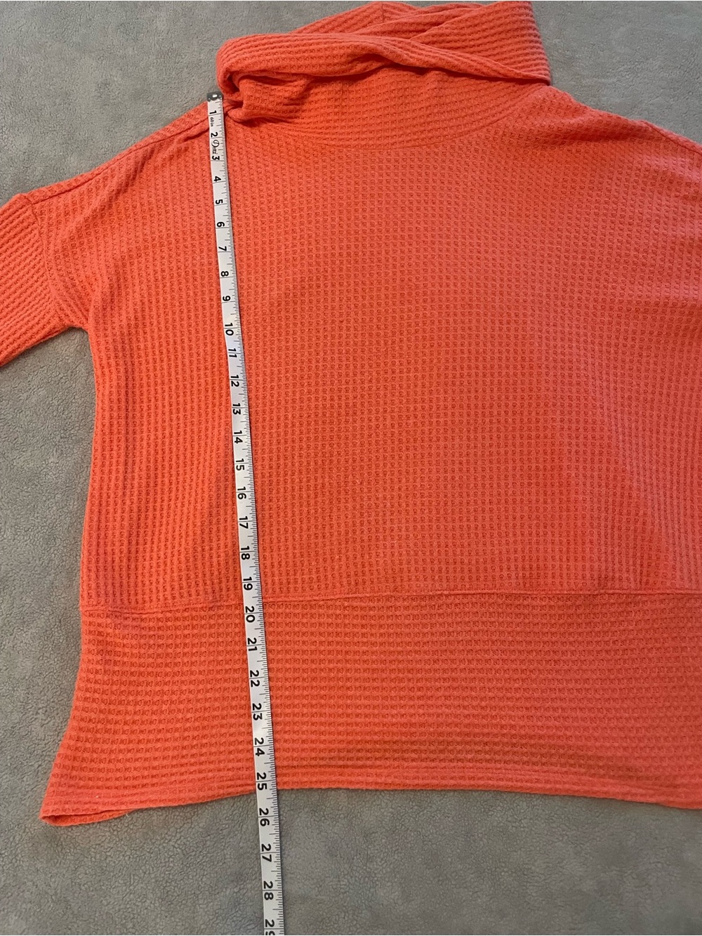 Anthropologie | Knit Long Sleeve | Size Medium | Comfy, Lightweight, Trendy - Picture 3 of 4